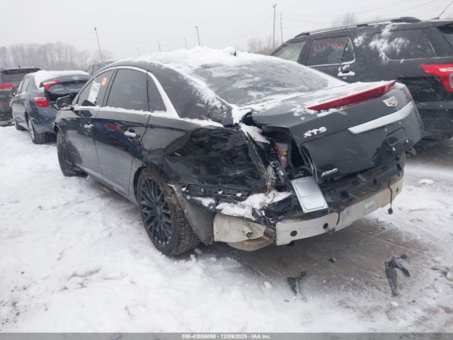 Cadillac XTS Premium Luxury Image 2