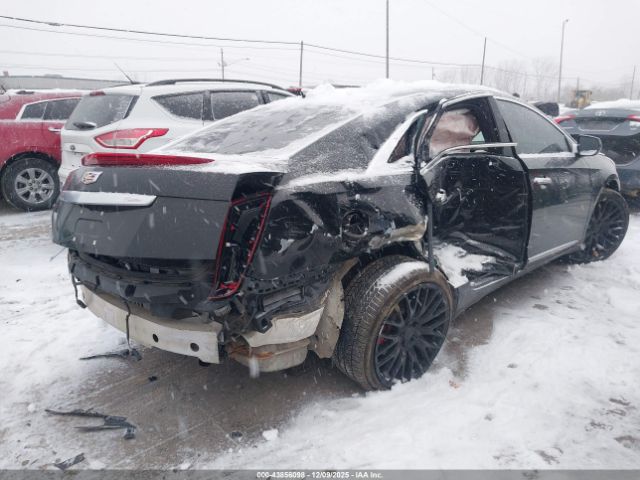 Cadillac XTS Premium Luxury Image 16