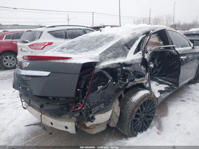 Cadillac XTS Premium Luxury Image 4