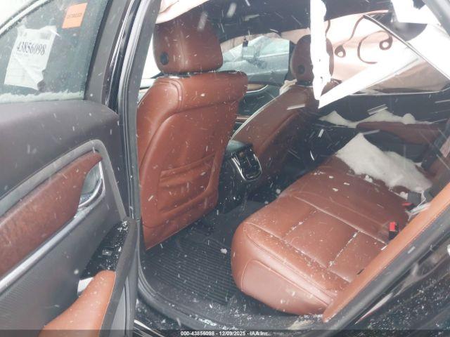 Cadillac XTS Premium Luxury Image 9