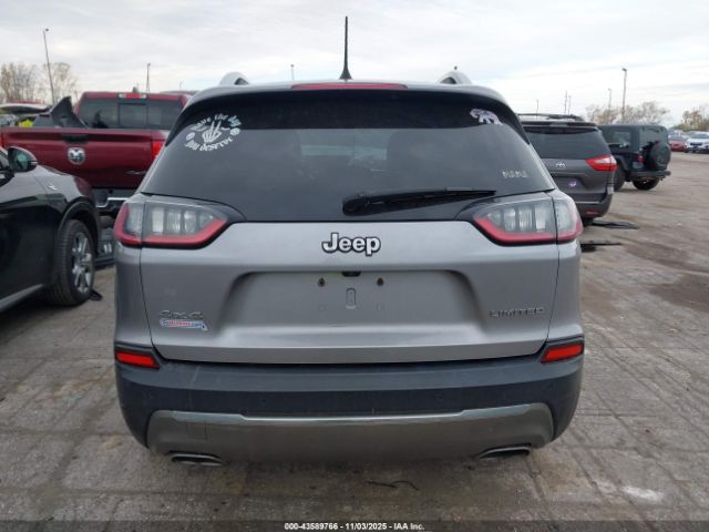 Jeep Cherokee Limited 4x4 Image 9
