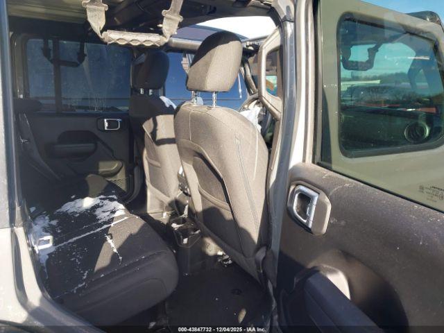 Jeep Wrangler 4-door Willys Sport 4x4 Image 14