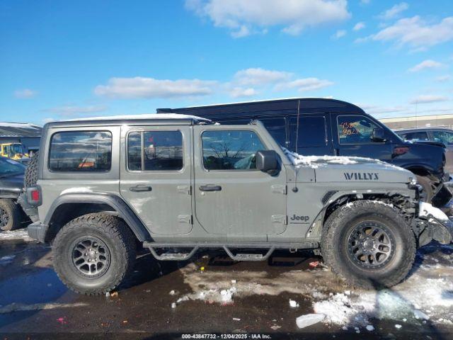 Jeep Wrangler 4-door Willys Sport 4x4 Image 17