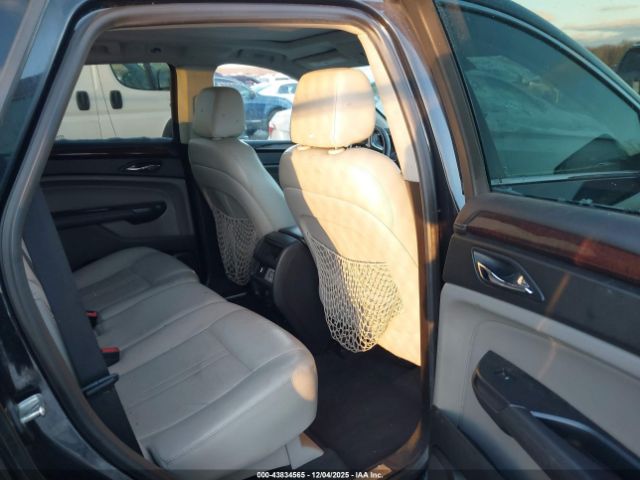 Cadillac SRX Luxury Collection Image 15