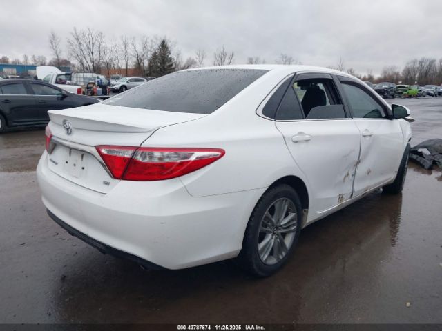 Toyota Camry Se Image 5