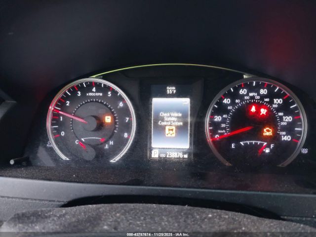 Toyota Camry Se Image 7