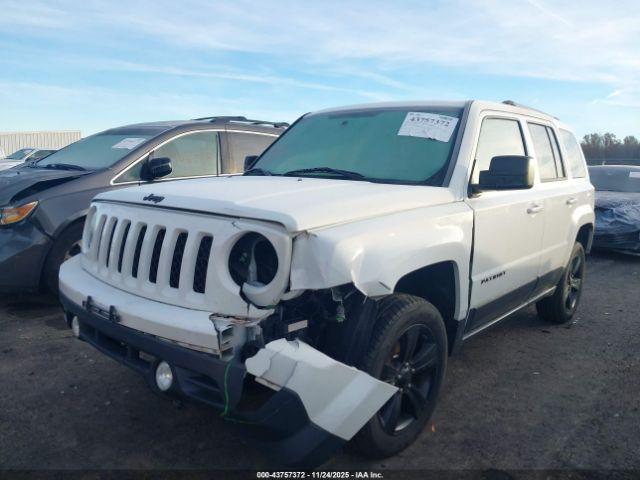 Jeep Patriot Altitude Edition Image 2
