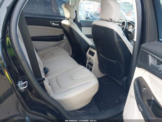 Ford Edge Titanium Image 2