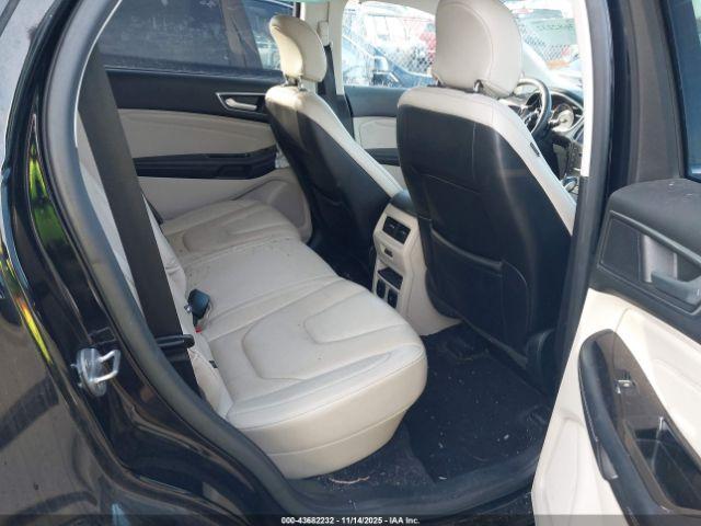 Ford Edge Titanium Image 2