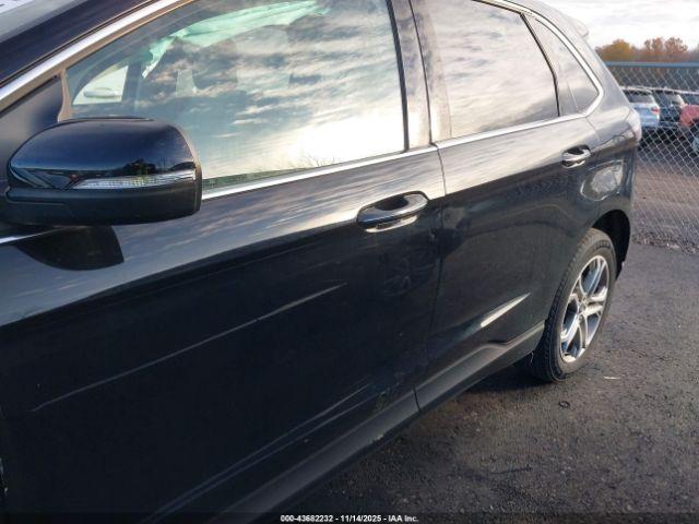 Ford Edge Titanium Image 5