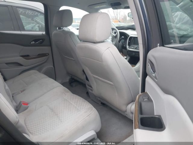 GMC Acadia Sle-1 Image 3