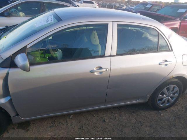 Toyota Corolla Le Image 14