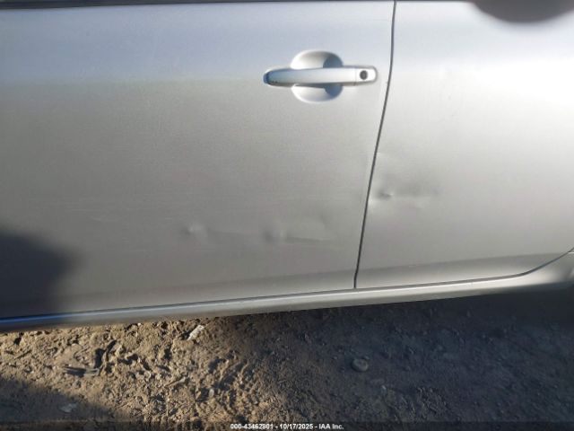 Toyota Corolla Le Image 18