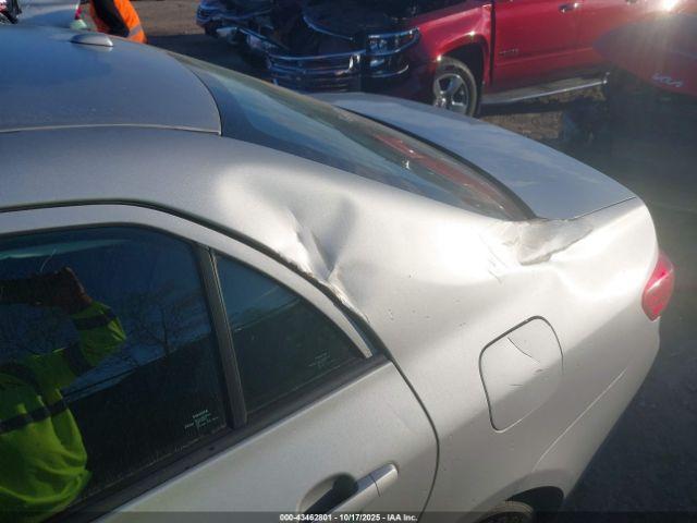 Toyota Corolla Le Image 16