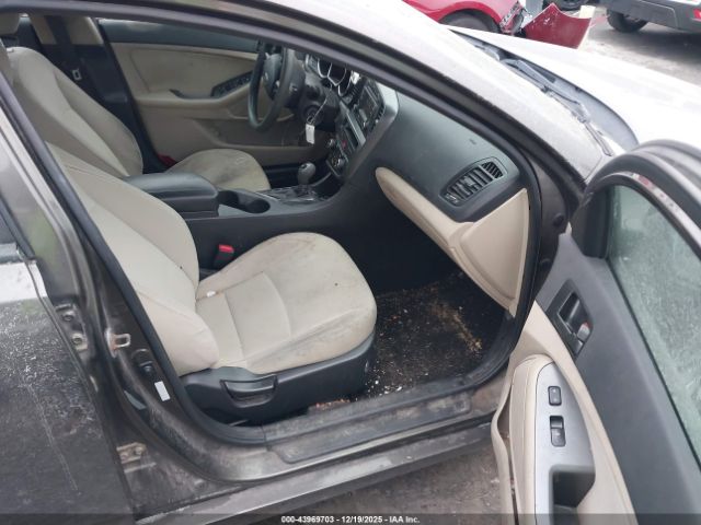 Kia Optima Lx Image 5