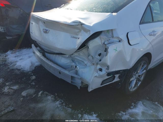 Cadillac CT4 Sport Image 15