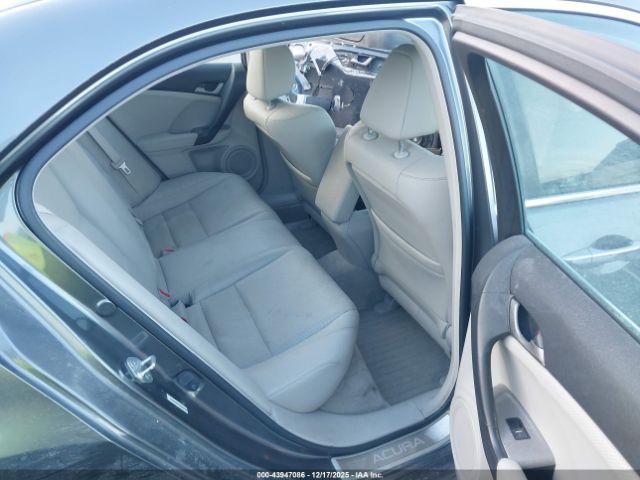Acura TSX Image 14