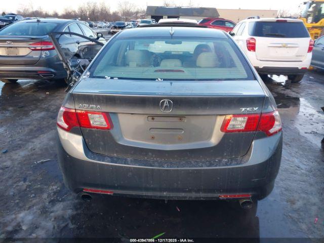 Acura TSX Image 4