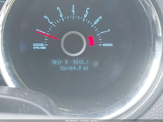 Ford Mustang V6 Image 12