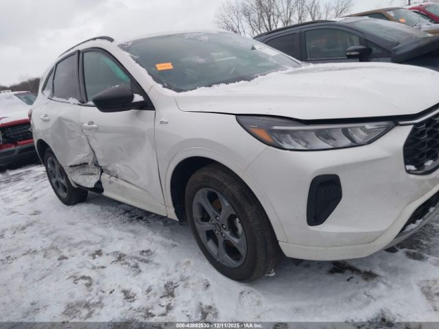 Ford Escape St-line Image 7