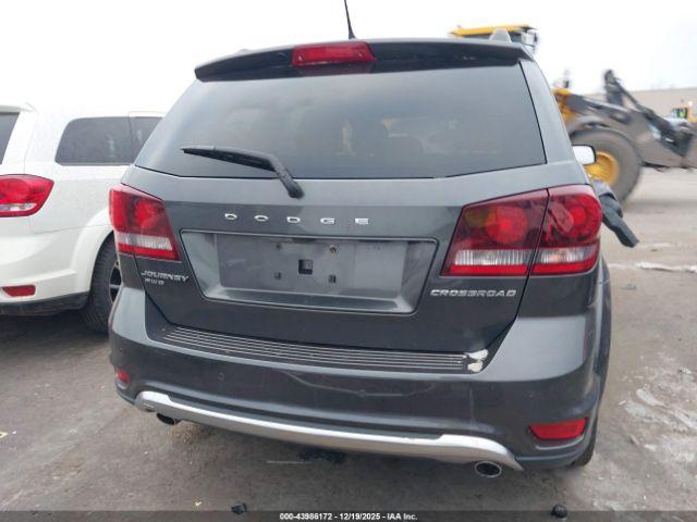 Dodge Journey Crossroad Plus Image 14
