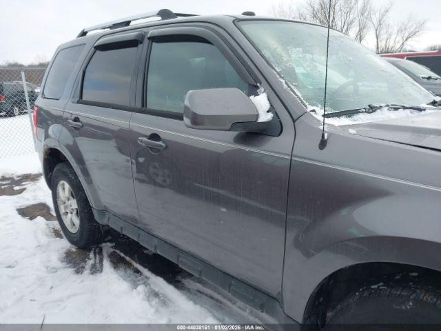 Ford Escape Limited Image 9