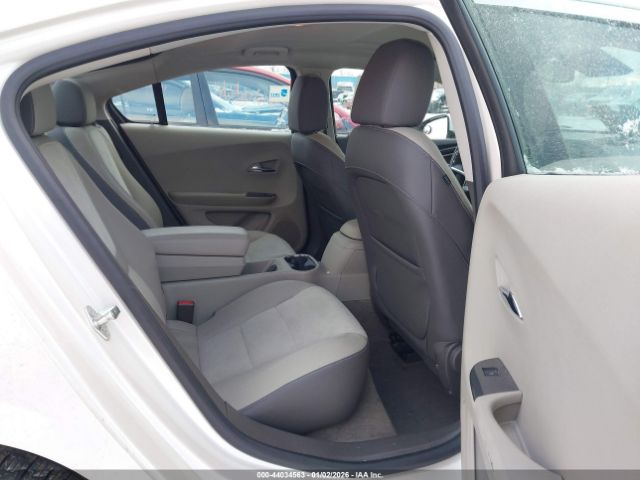 Chevrolet Volt Image 4