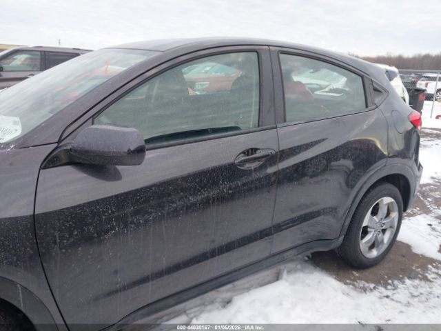 Honda HR-V Lx Image 2