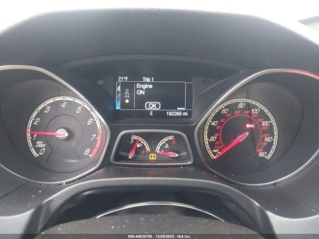 Ford Focus St Image 10