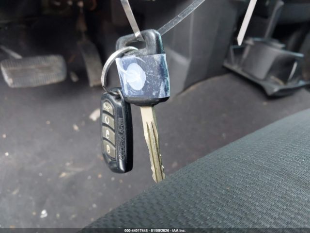 Nissan Titan Xe Image 8