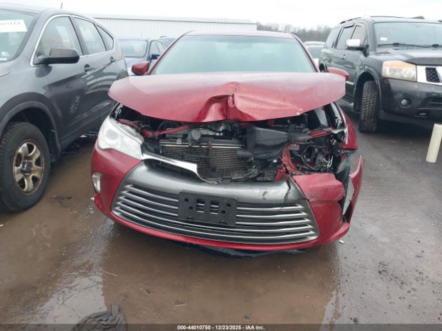 Toyota Camry Le Image 3