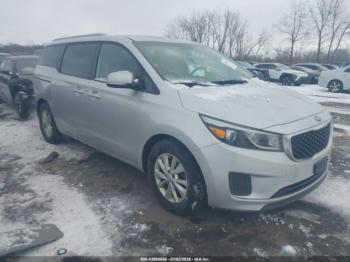  Salvage Kia Sedona