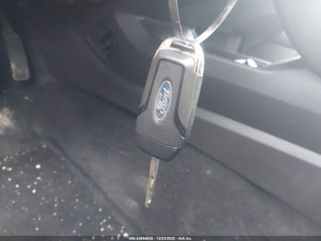 Ford Fusion S Image 11