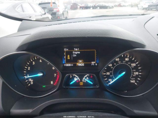 Ford Escape Titanium Image 15