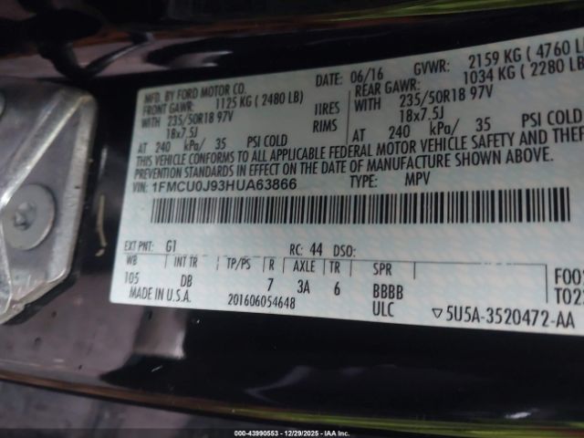 Ford Escape Titanium Image 4