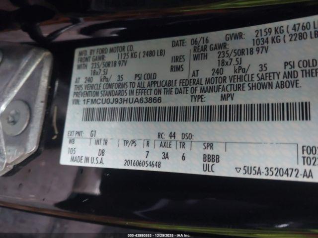 Ford Escape Titanium Image 4