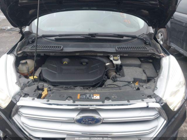 Ford Escape Titanium Image 5