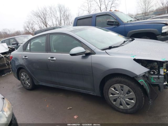 Kia Rio S Image 17