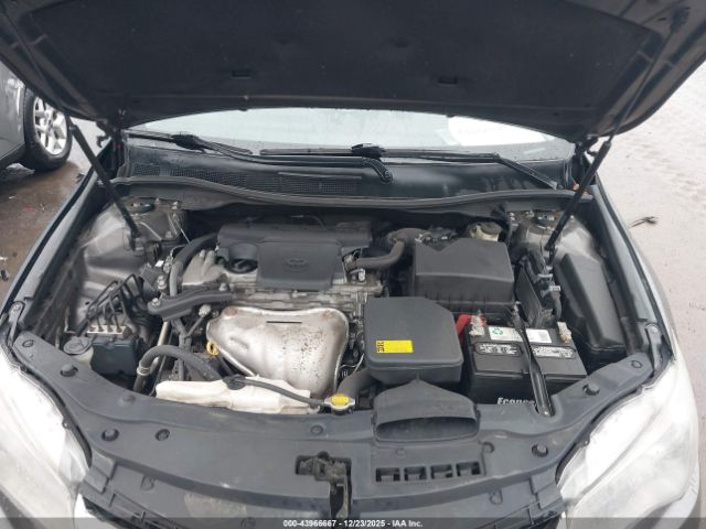 Toyota Camry Se Image 5