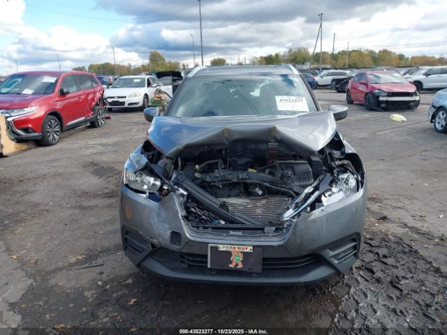 Nissan Kicks Sv Image 7