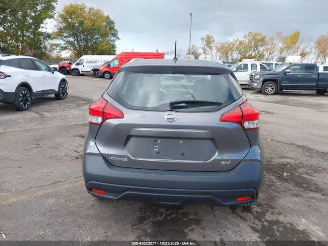 Nissan Kicks Sv Image 11