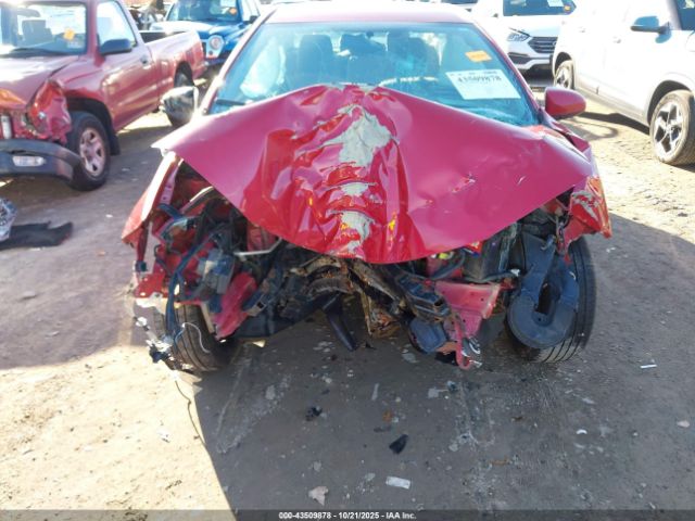 Toyota Corolla Le Image 2