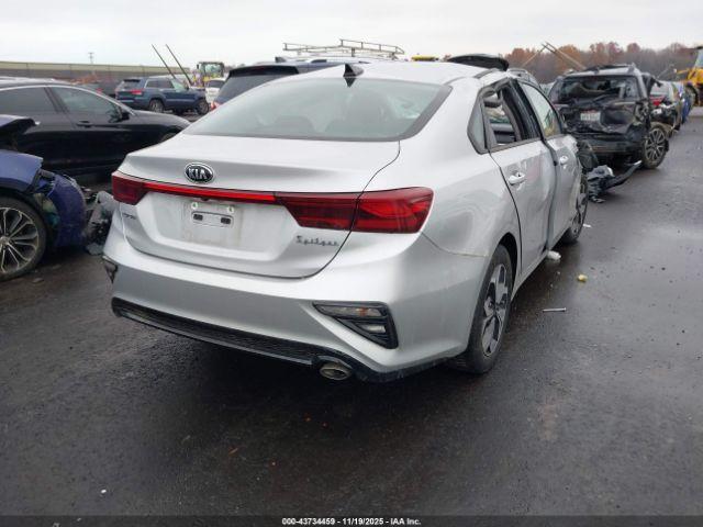Kia Forte Lxs Image 2