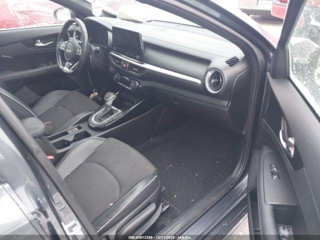 Kia Forte Gt-line Image 2