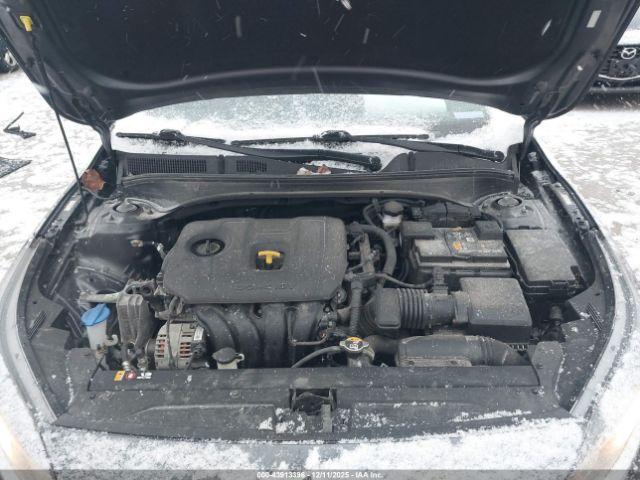 Kia Forte Gt-line Image 3