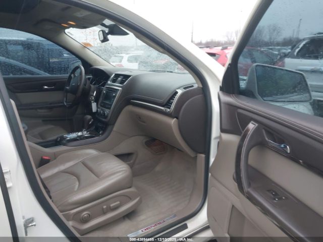 GMC Acadia Denali Image 6