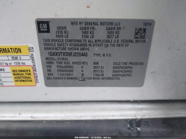 GMC Acadia Denali Image 15