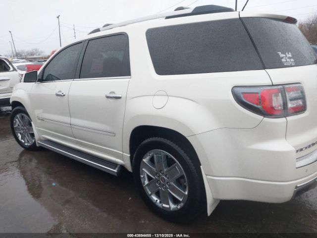 GMC Acadia Denali Image 12