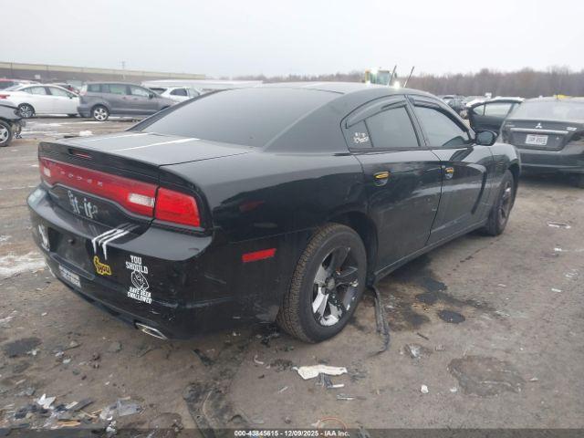 Dodge Charger Se Image 11