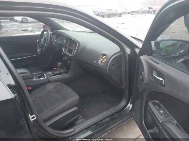 Dodge Charger Se Image 3